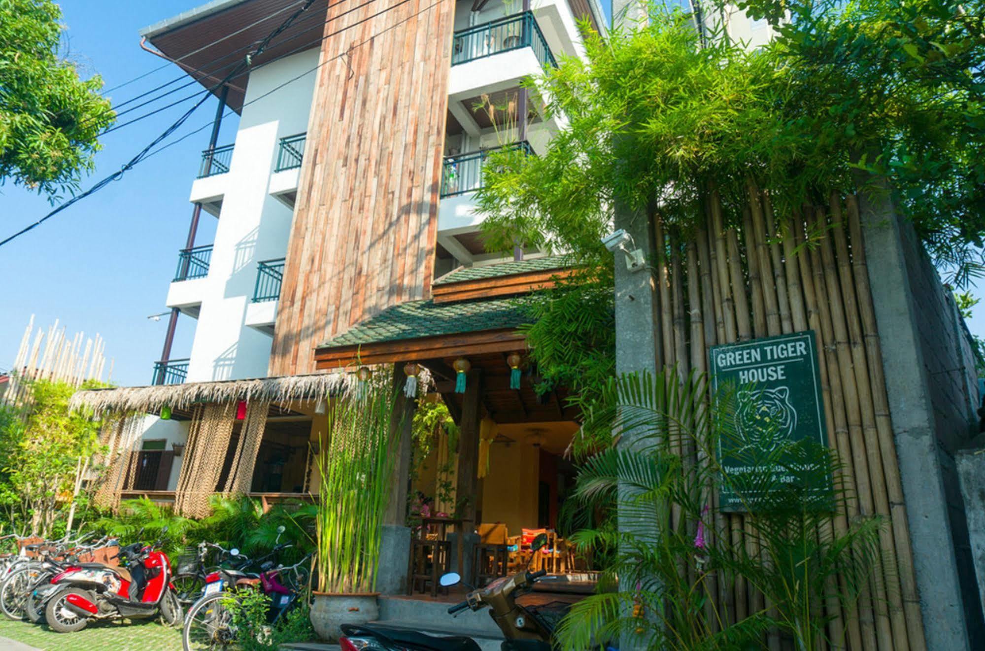 Green Tiger House Hotel Chiang Mai Exterior photo